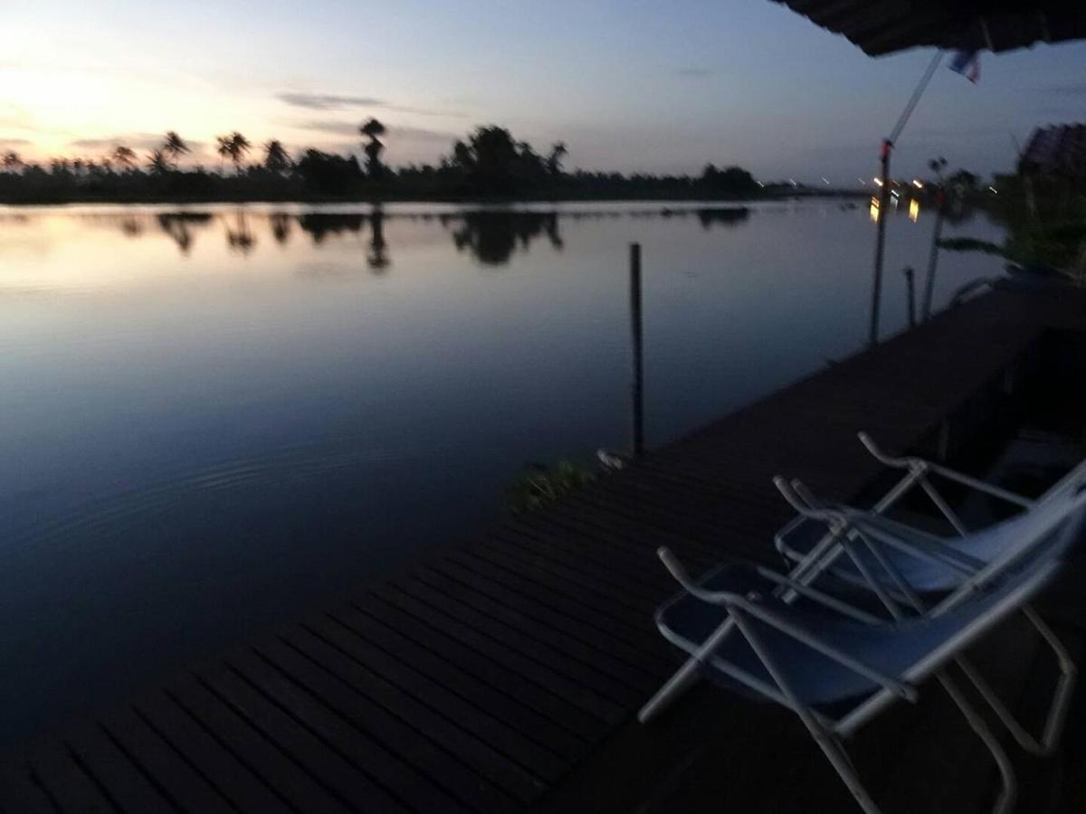 Hidden Holiday House Ban Don Faek Esterno foto