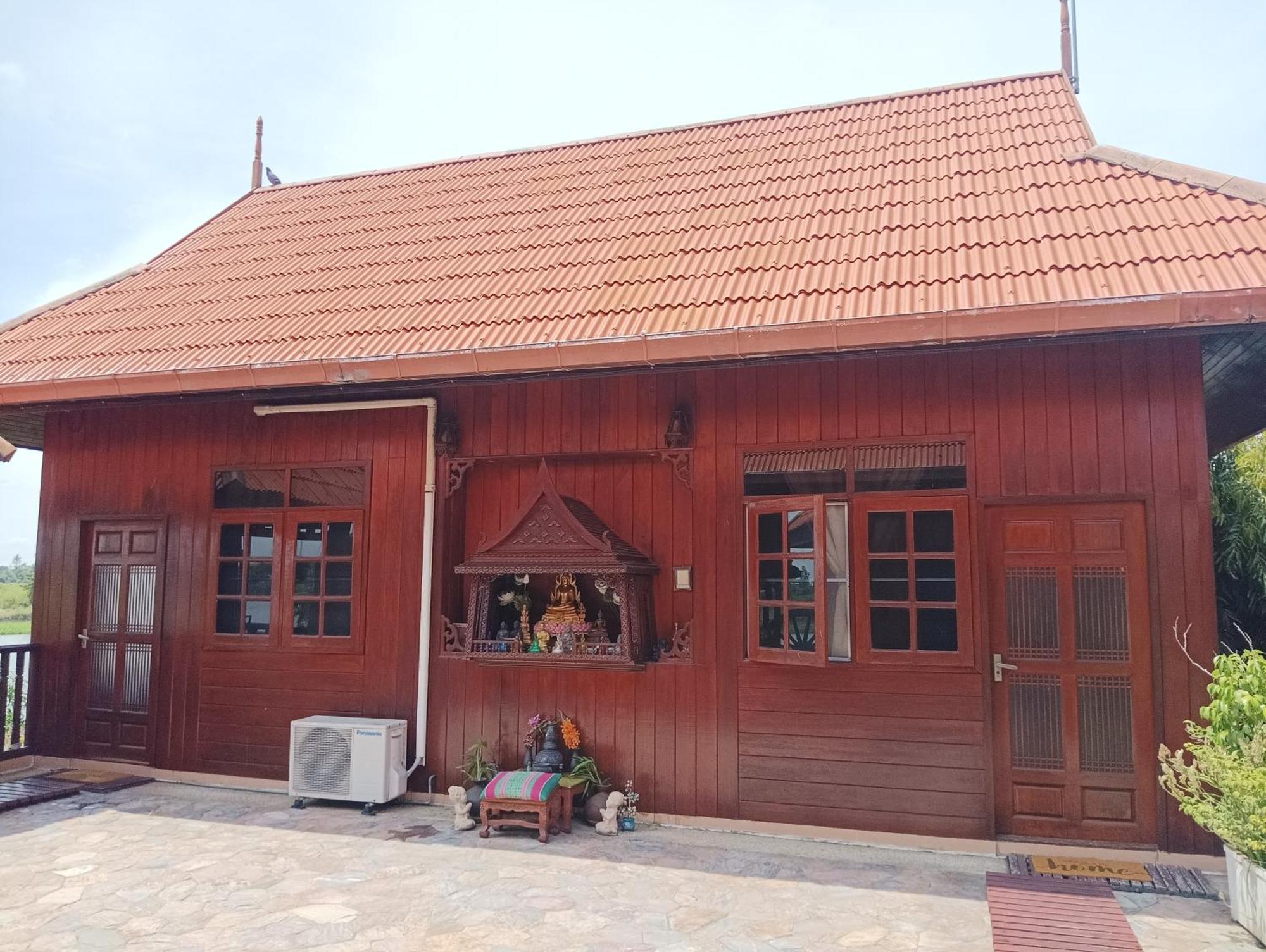 Hidden Holiday House Ban Don Faek Camera foto