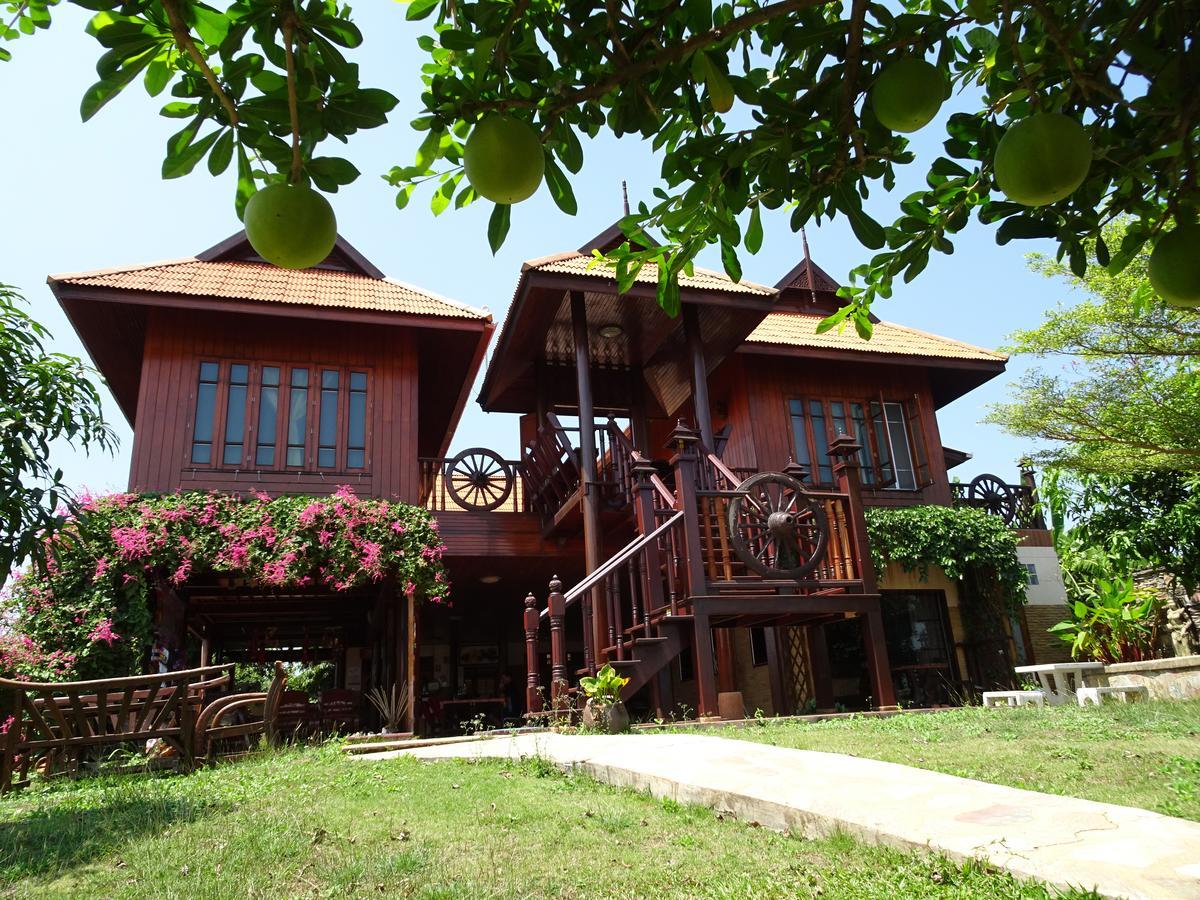 Hidden Holiday House Ban Don Faek Esterno foto